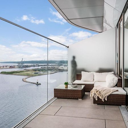 Endless Ocean Views With Private Balcony Apartamento Århus Exterior foto