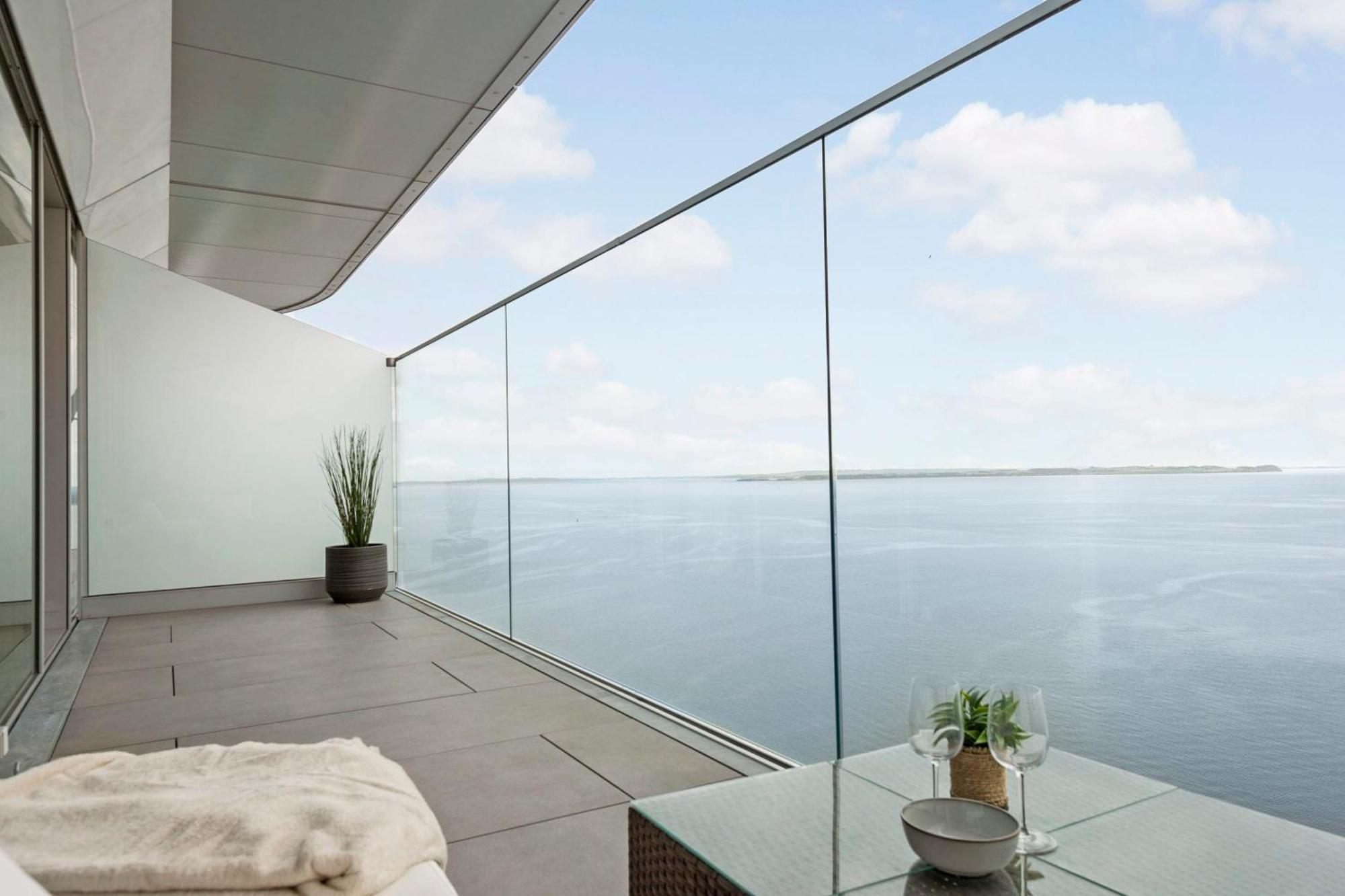 Endless Ocean Views With Private Balcony Apartamento Århus Exterior foto